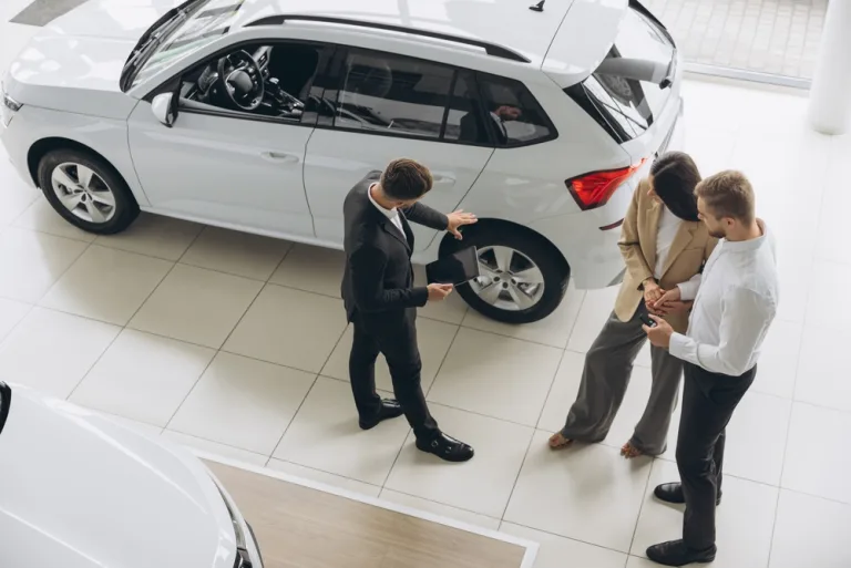 Vehicle insurance in Oakville
