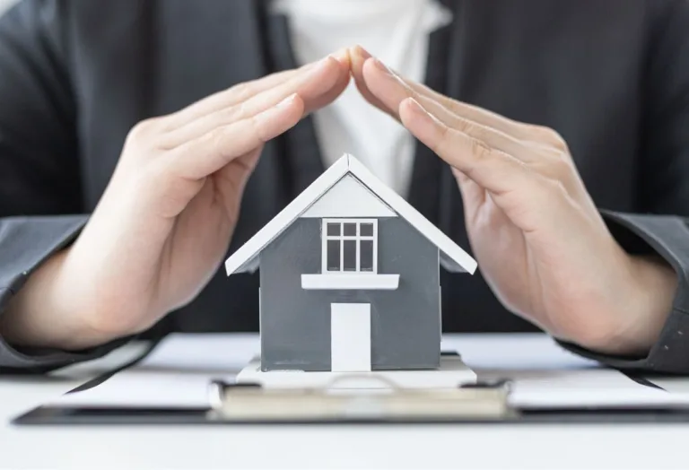 Cottage Insurance in Oakville